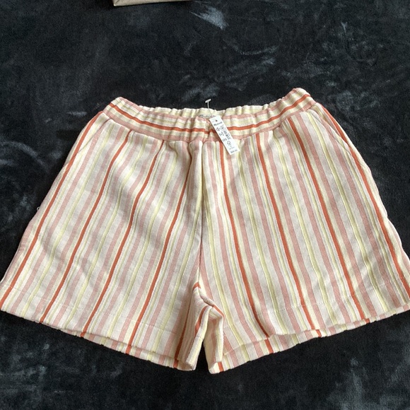NWT MADEWELL Highwaist Textural Knit High-Rise Pleated Shorts in Stripe - Picture 2 of 7